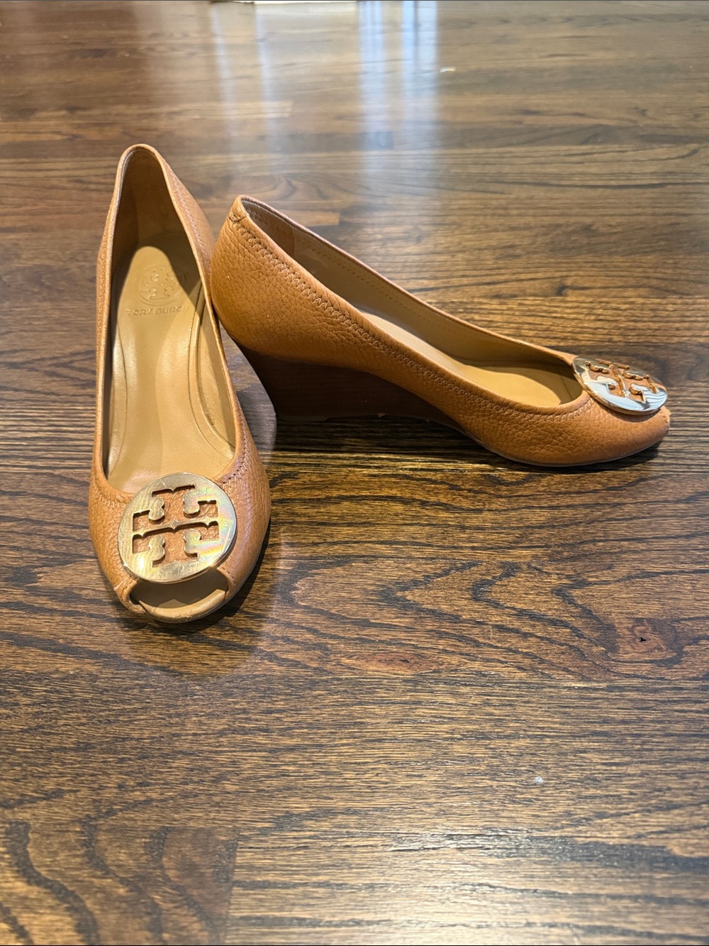Tory Burch wedges size 7